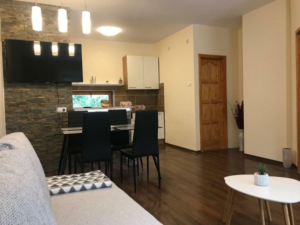 Candy Apartman Keszthely Exteriör bild